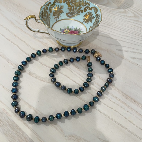 Black Pearl Set Necklace and Bracelet Gold fill beads - Picture 2 of 4